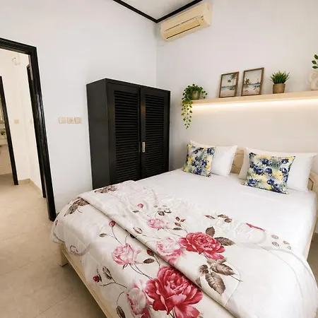 Exclusive Beachfront Resort Stay 24 Bedrooms