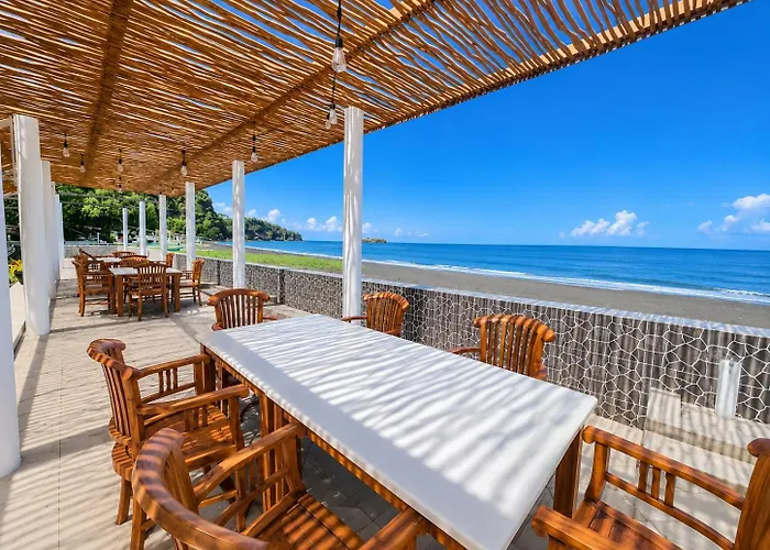 Resort Exclusive Beachfront 24 Bedrooms