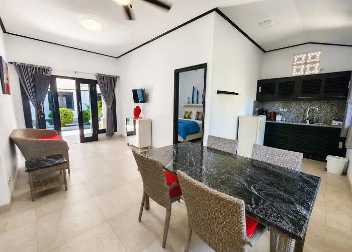 Exclusive Beachfront 24 Bedrooms *