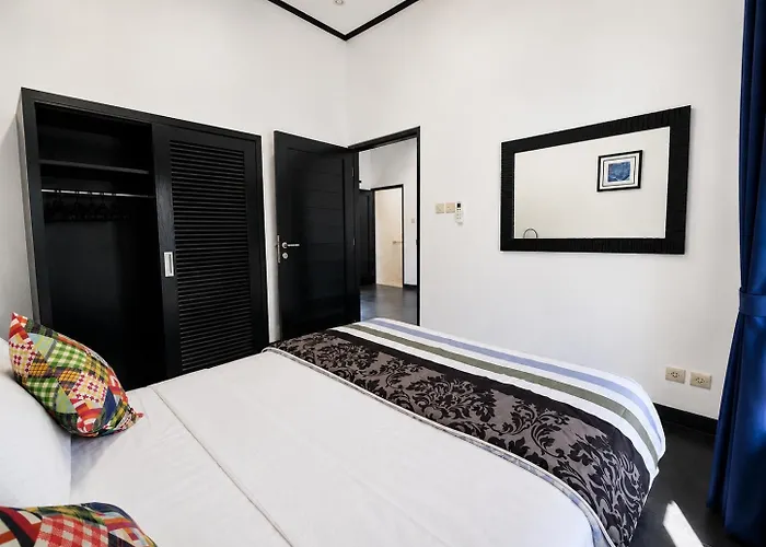 Resort Exclusive Beachfront 24 Bedrooms