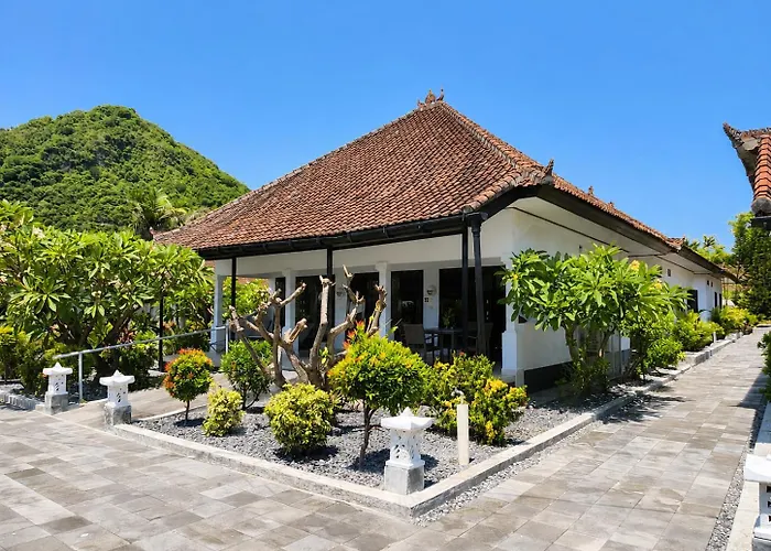 Exclusive Beachfront 24 Bedrooms *